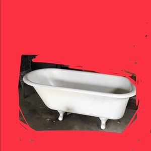 Kholer 6 foot claw foot tub